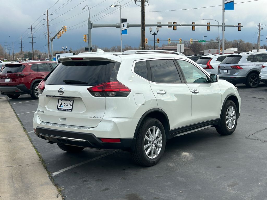 2017 Nissan Rogue photo 4