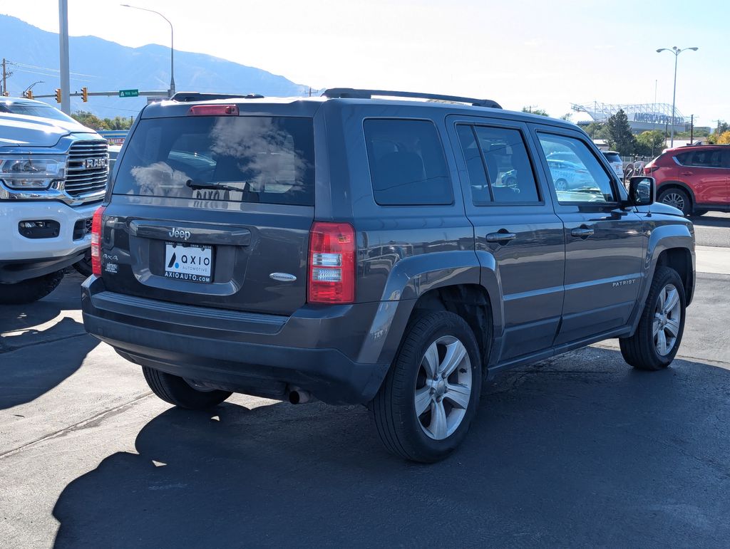 2014 Jeep Patriot Latitude photo 3
