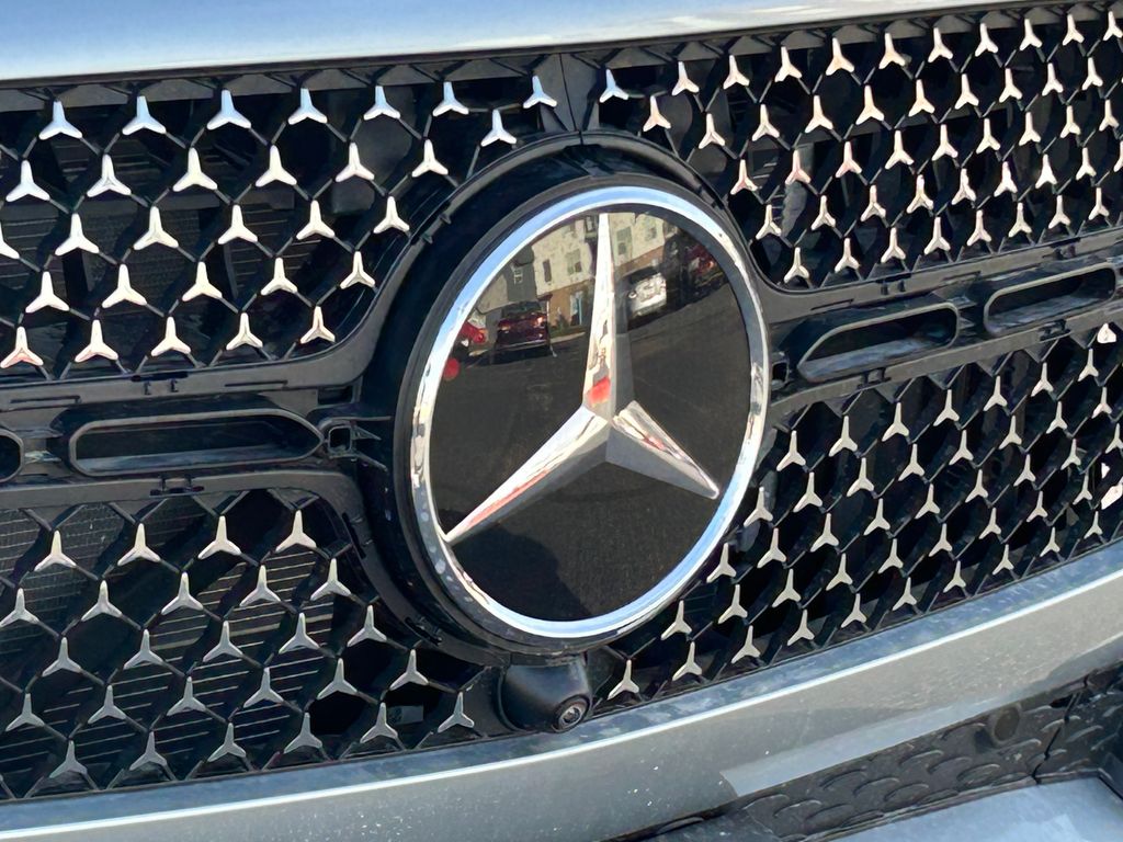 2024 Mercedes-Benz GLE GLE450 - Photo 11
