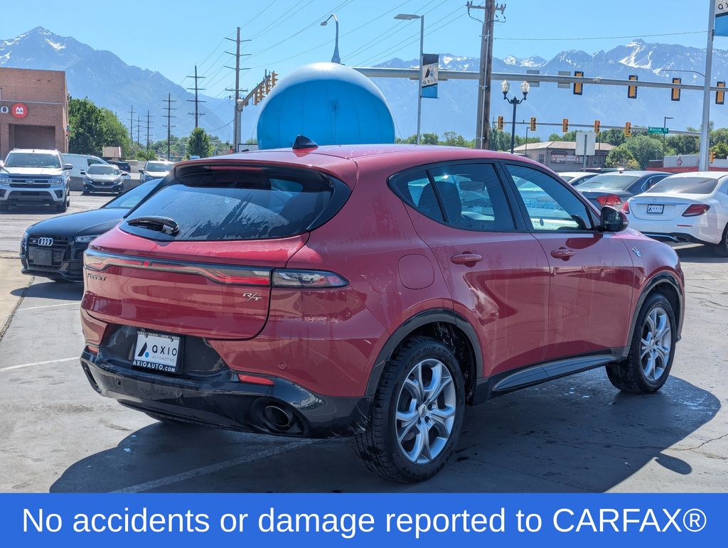 2024 Dodge Hornet R/T photo 2