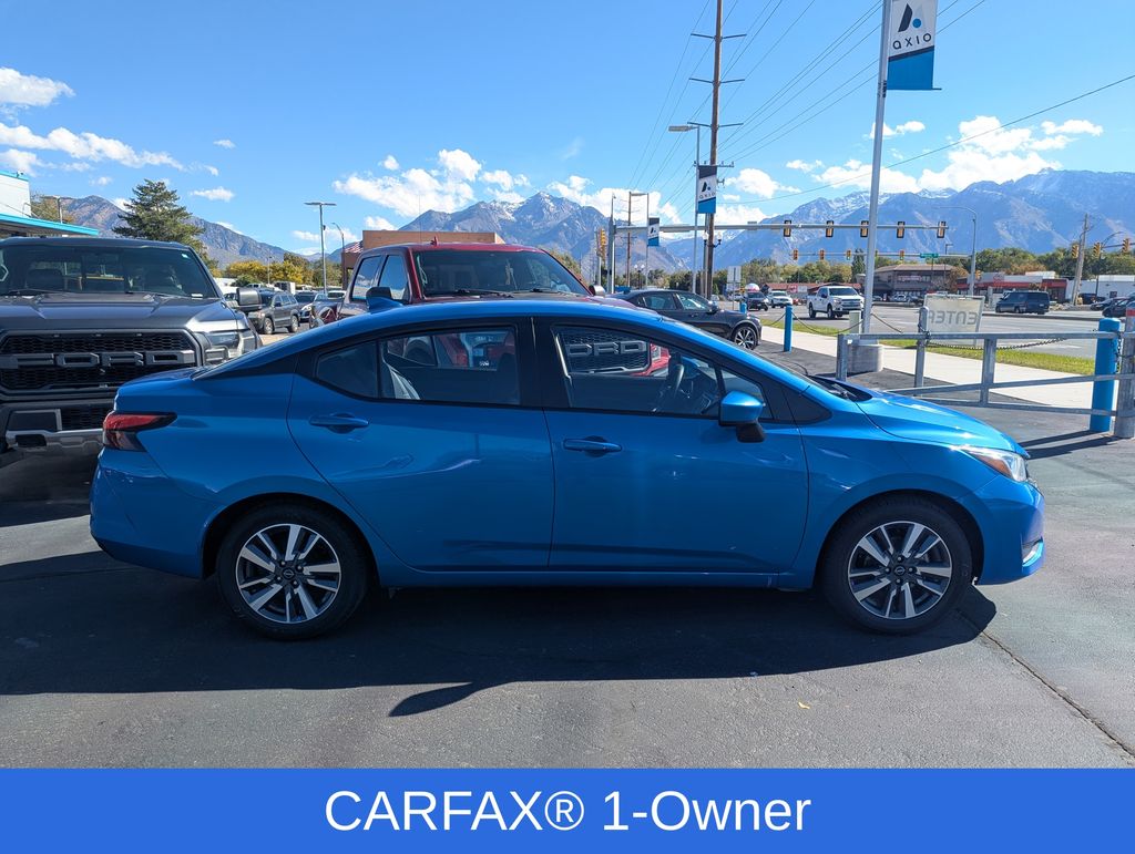 2024 Nissan Versa 1.6 SV photo 2