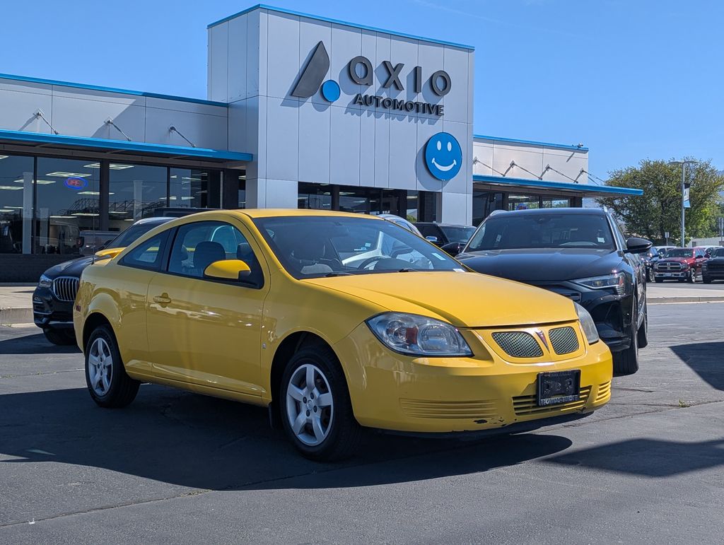 2009 Pontiac G5 G5 Base's photo
