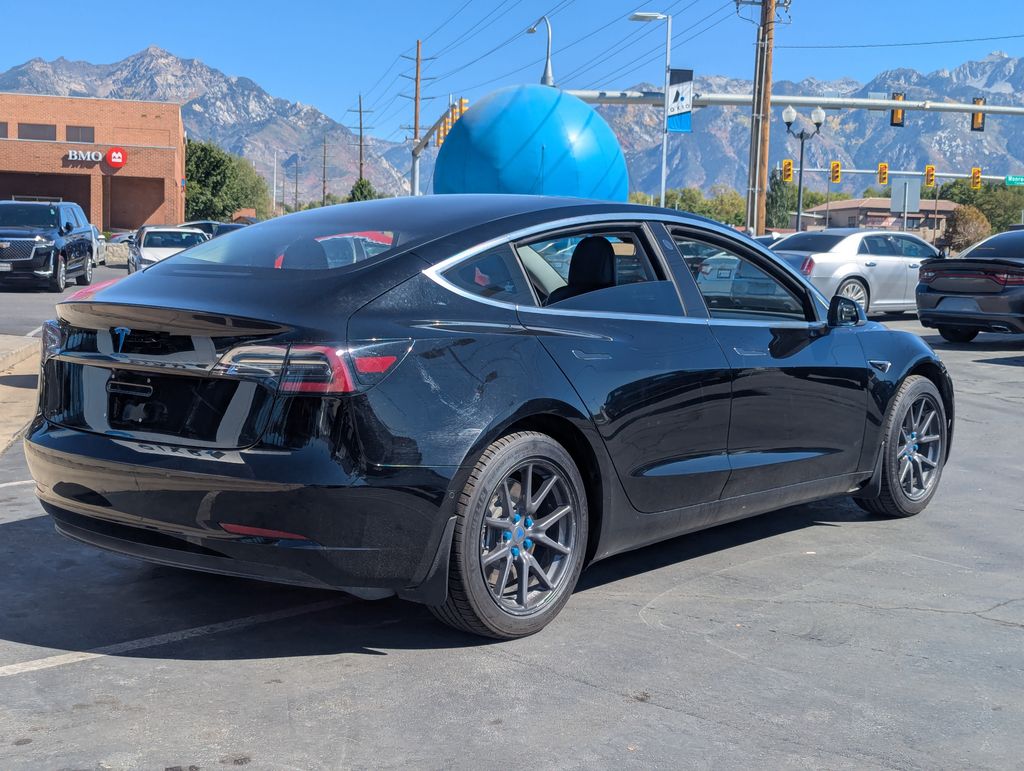2018 Tesla Model 3 photo 2