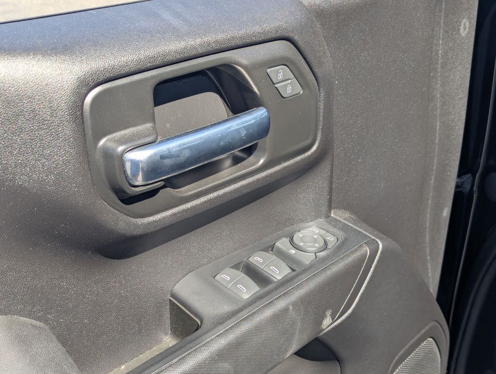 2022 Chevrolet Silverado 1500 Custom - Photo 25