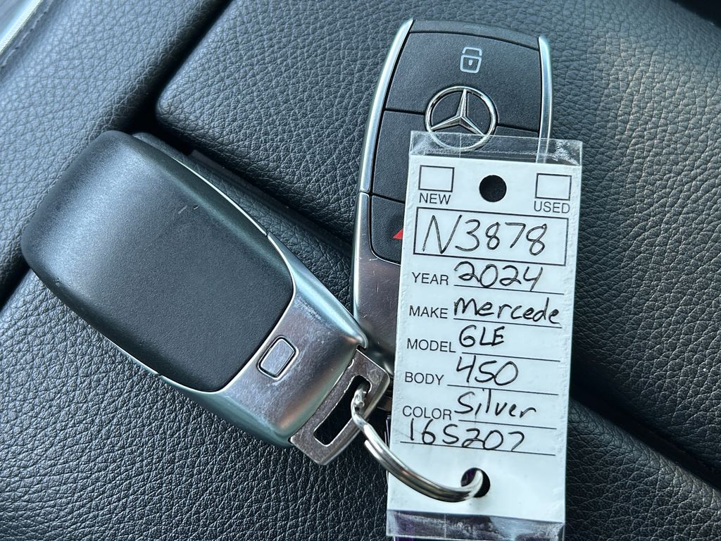 2024 Mercedes-Benz GLE GLE450 - Photo 37