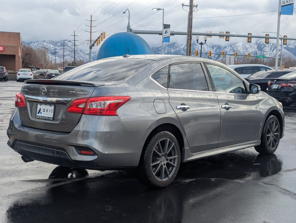 2017 Nissan Sentra SR photo 4