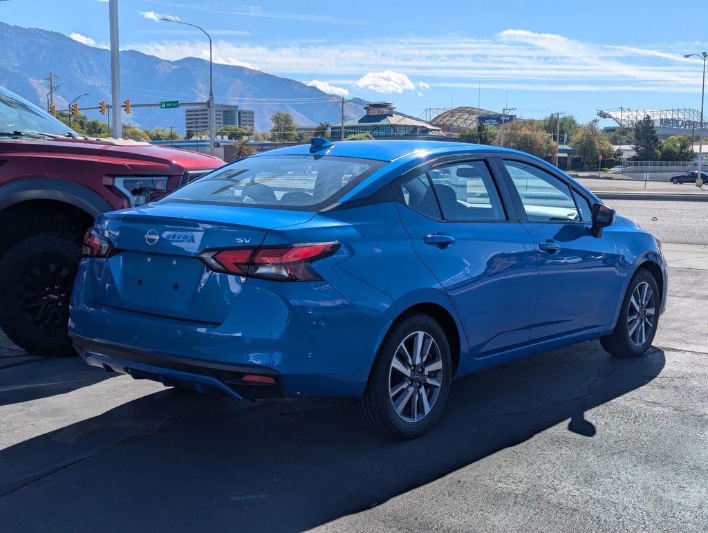 2024 Nissan Versa 1.6 SV photo 4