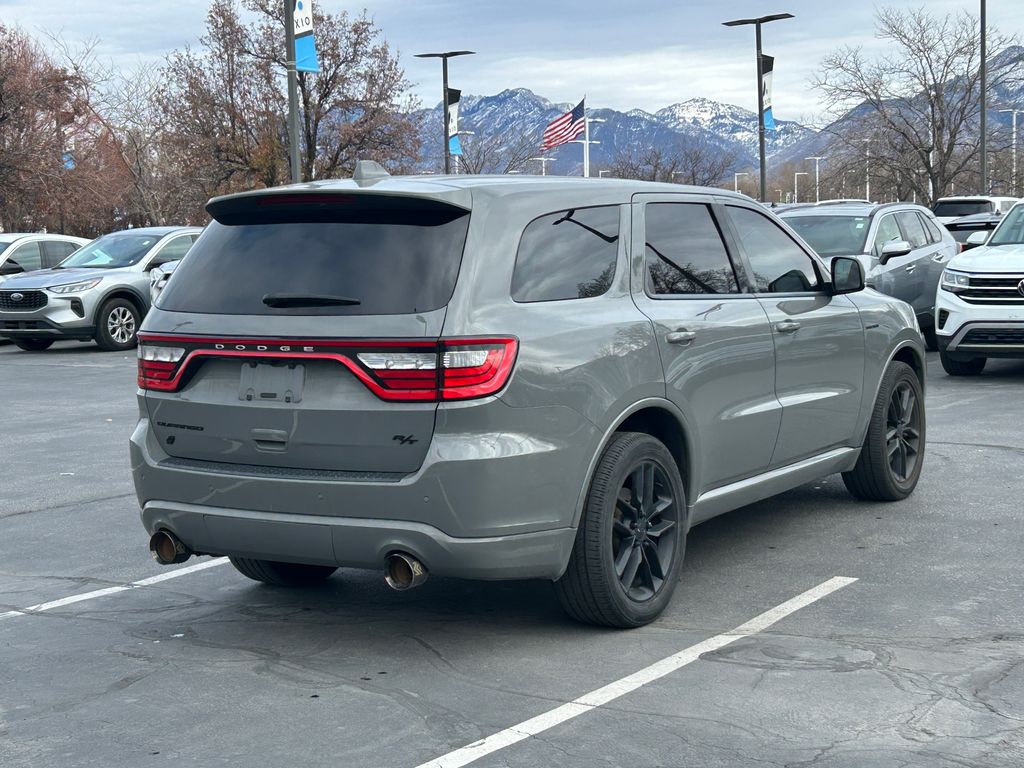 2022 Dodge Durango R/T photo 2