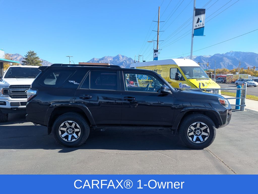 2024 Toyota 4Runner TRD photo 2