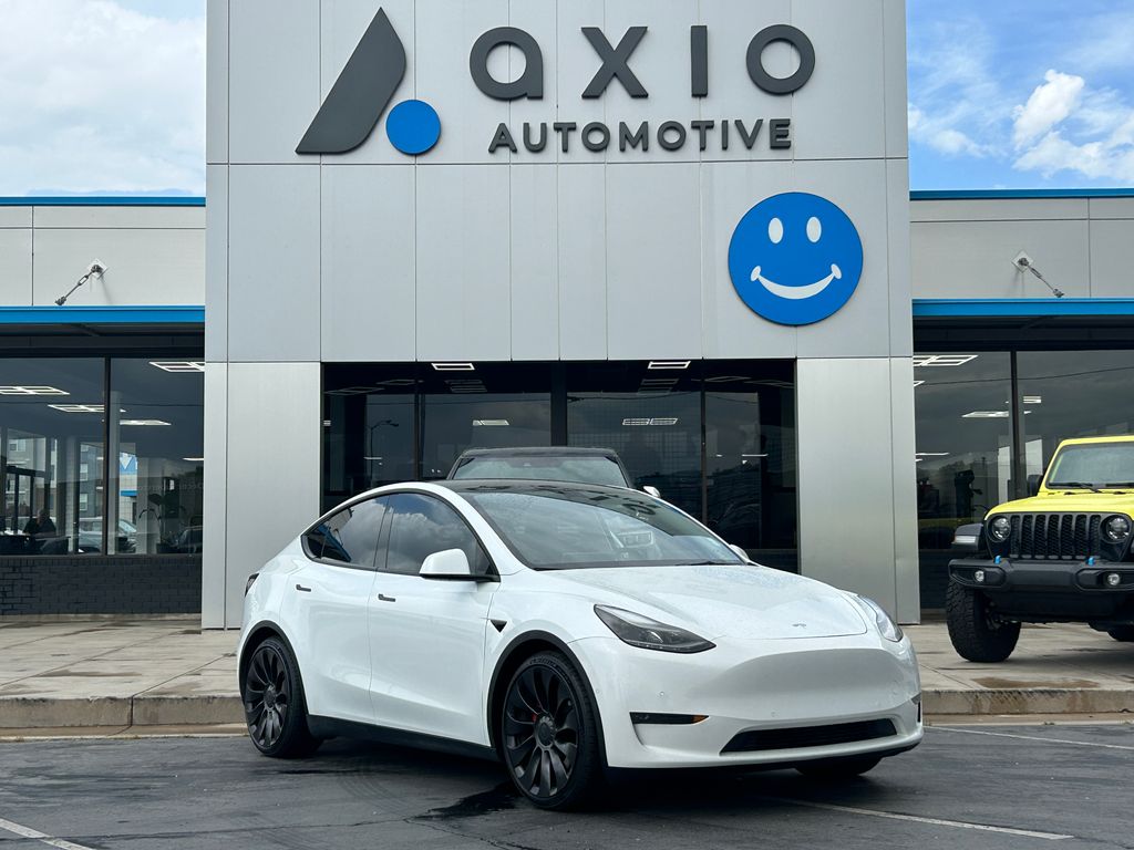 2022 Tesla Model Y Performance Dual Motor All-Wheel Drive's photo