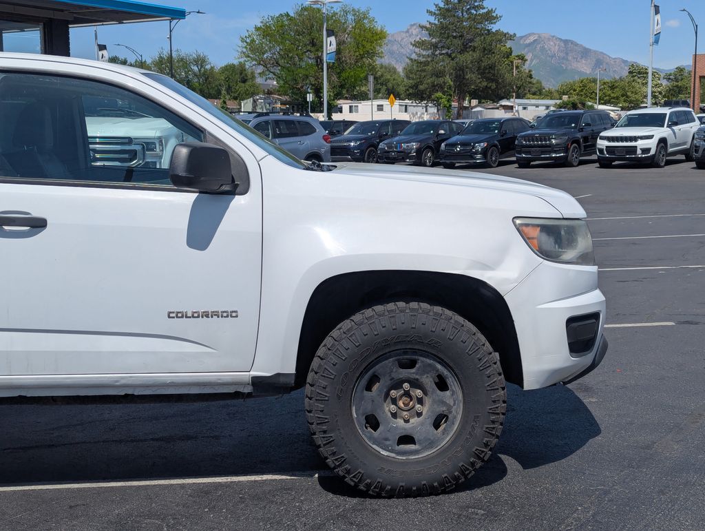2015 Chevrolet Colorado Work Truck photo 2