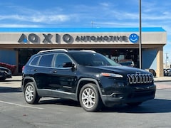 2017 Jeep Cherokee Latitude FWD SUV