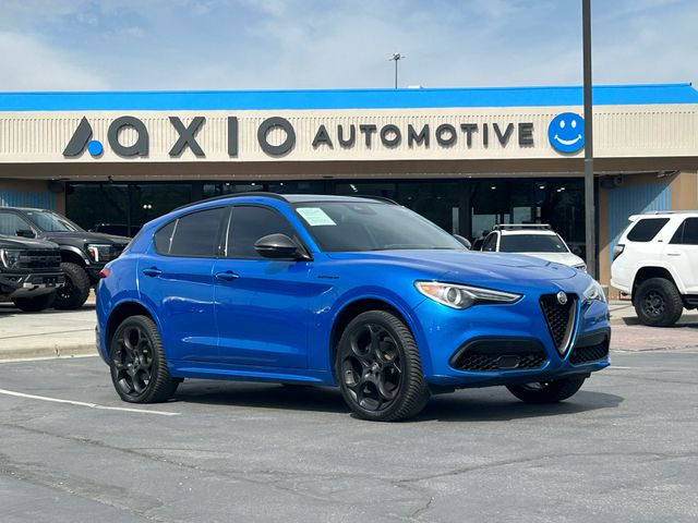 2023 Alfa Romeo Stelvio Estrema
