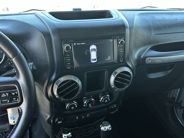 2015 Jeep Wrangler Unlimited Sport - Photo 14