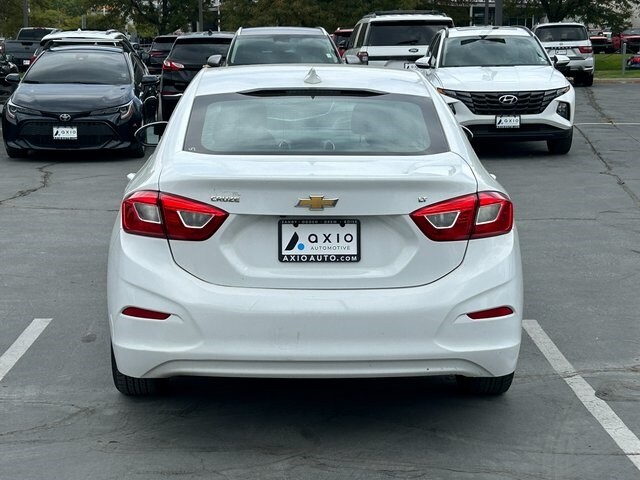 2018 Chevrolet Cruze LT photo 4