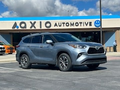 2020 Toyota Highlander Hybrid XLE SUV