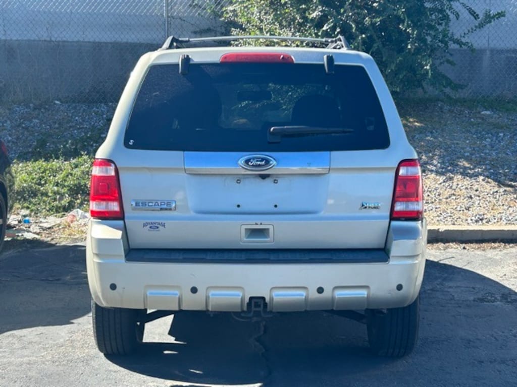 Used 2010 Ford Escape Limited SUV