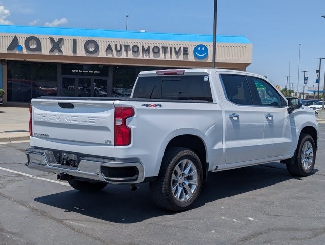 2021 Chevrolet Silverado 1500 LTZ photo 3