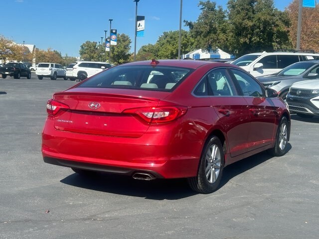 2017 Hyundai Sonata SE Eco photo 3