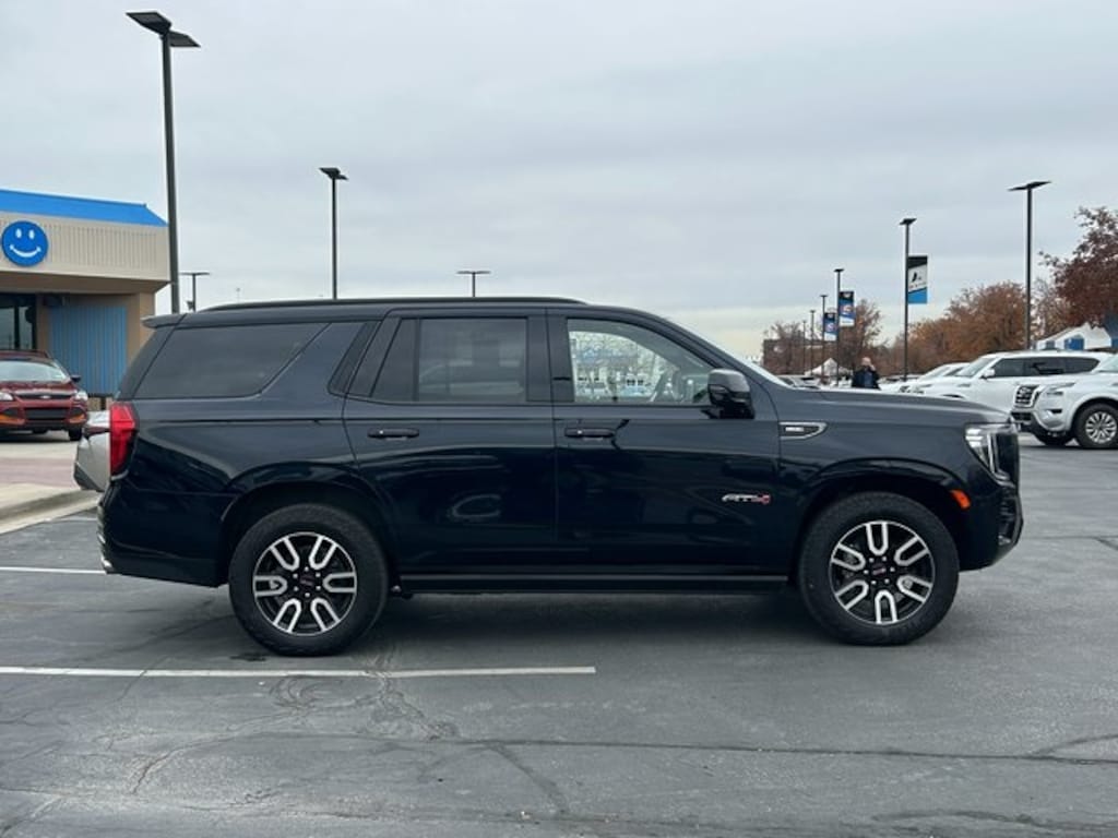 Used 2023 GMC Yukon AT4 SUV