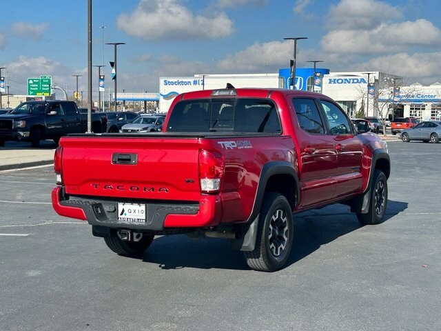 2019 Toyota Tacoma TRD Off-Road V6 photo 3