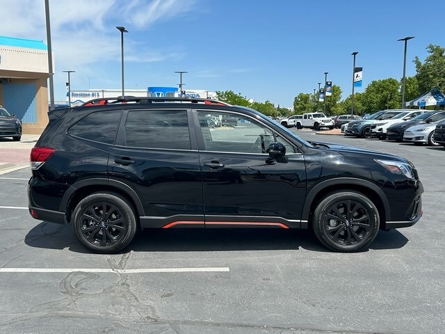 2024 Subaru Forester Sport Base photo 2