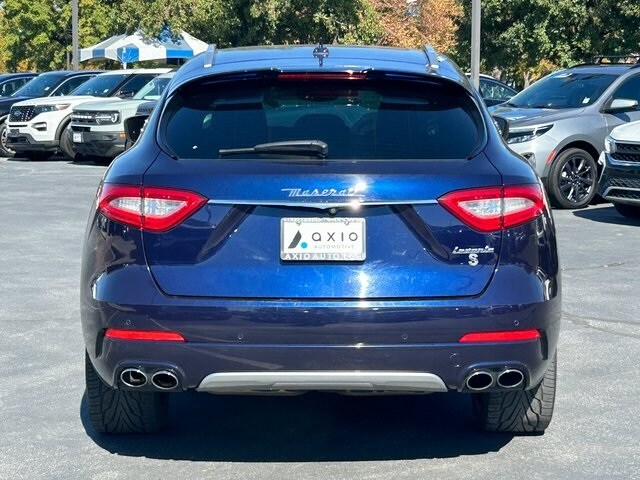 2017 Maserati Levante S photo 4