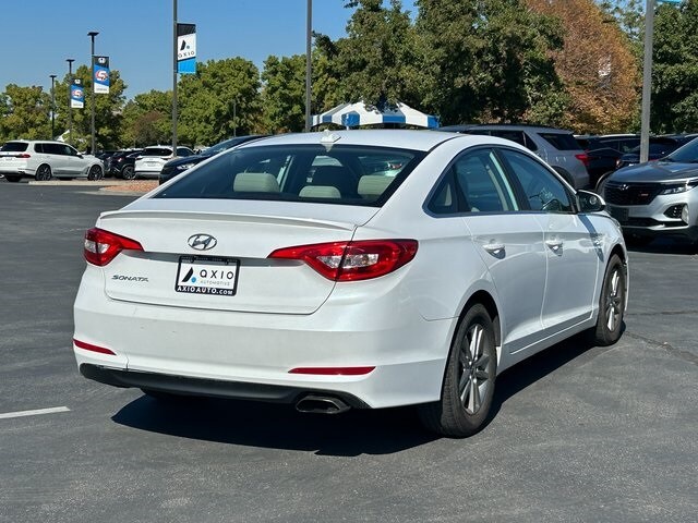 2017 Hyundai Sonata SE photo 3