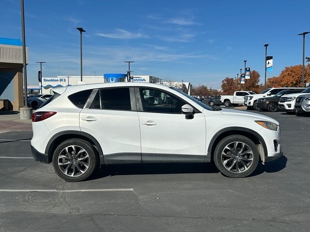 2016 Mazda CX-5 Grand Touring photo 2