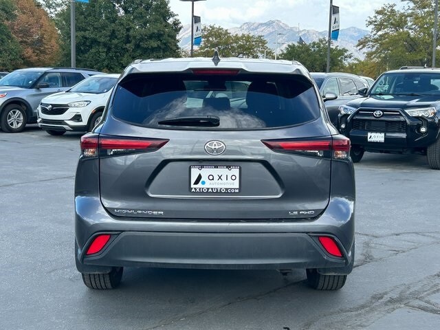 2024 Toyota Highlander XLE photo 4