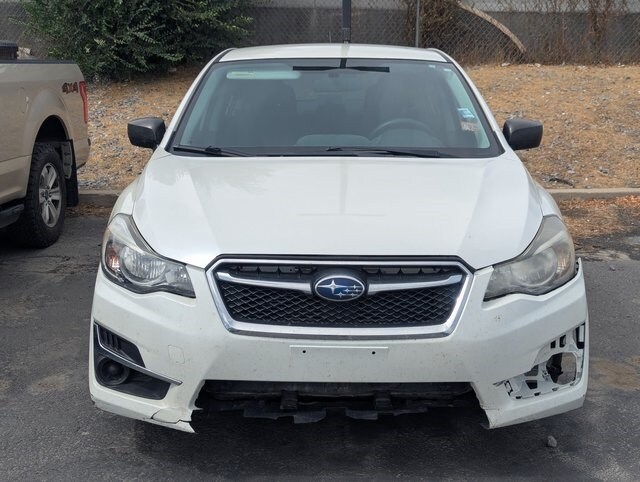 2015 Subaru Impreza 2.0i photo 2