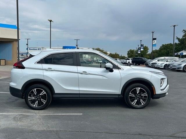 2024 Mitsubishi Eclipse Cross SE photo 2