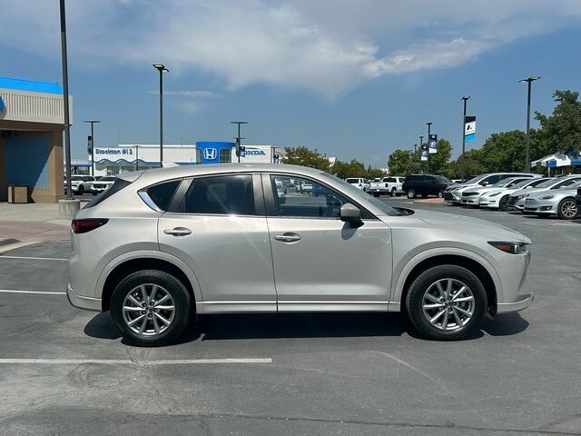 2024 Mazda CX-5 2.5 Select photo 2