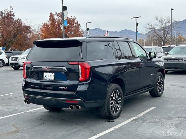 2023 Gmc Yukon AT4 photo 3