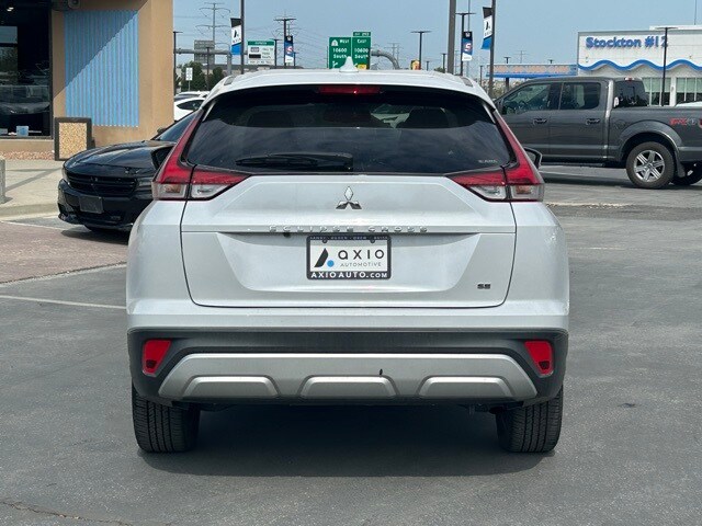 2024 Mitsubishi Eclipse Cross SE photo 4