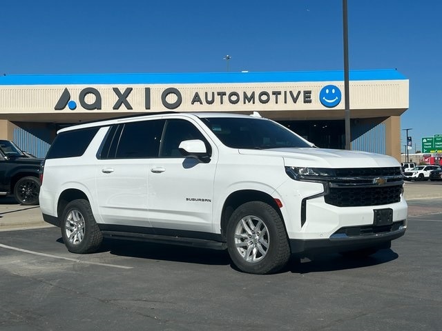 2022 Chevrolet Suburban's photo