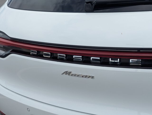 2019 Porsche Macan photo 3