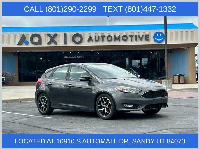2017 Ford Focus 5 Door Hatch SEL's photo