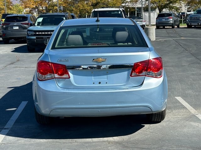 2012 Chevrolet Cruze LS photo 3