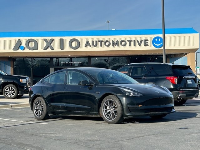 2021 Tesla Model 3 Base's photo