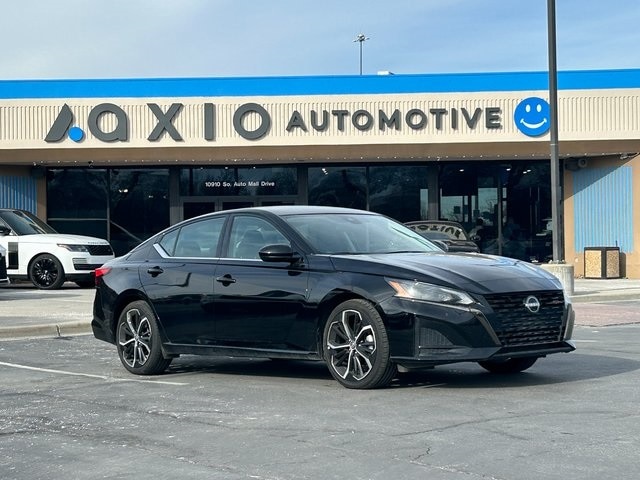 2024 Nissan Altima SR