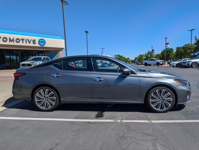 Used 2023 Nissan Altima SL with VIN 1N4BL4EV7PN397091 for sale in Sandy, UT