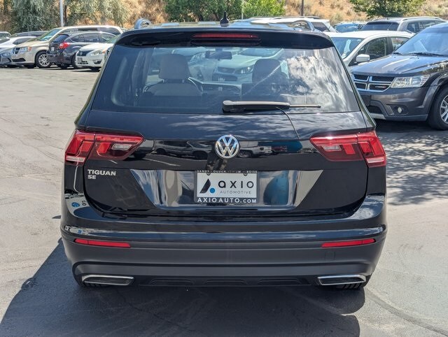 2019 Volkswagen Tiguan SE photo 3