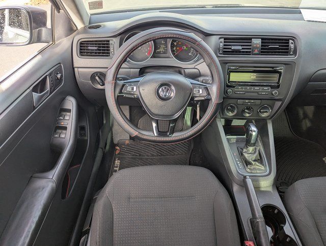 2015 Volkswagen Jetta S - Photo 24