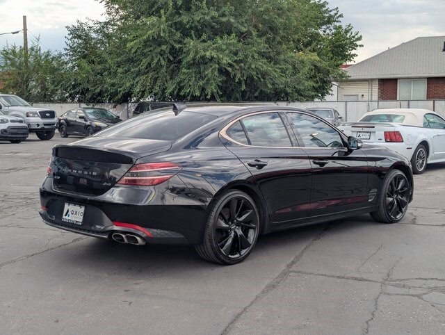 2023 Genesis G70 2.0T photo 3
