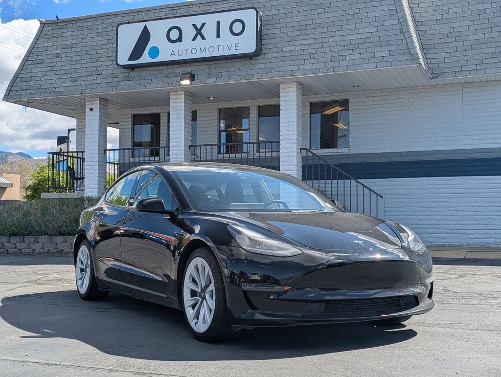 2022 Tesla Model 3 Long Range Dual Motor All-Wheel Drive's photo