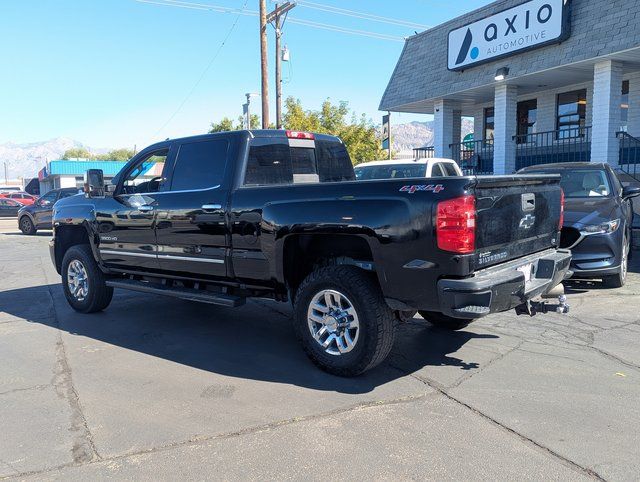 2016 Chevrolet Silverado 3500HD LTZ - Photo 6