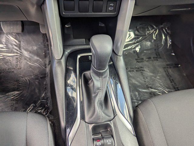 2024 Toyota Corolla Cross LE - Photo 13