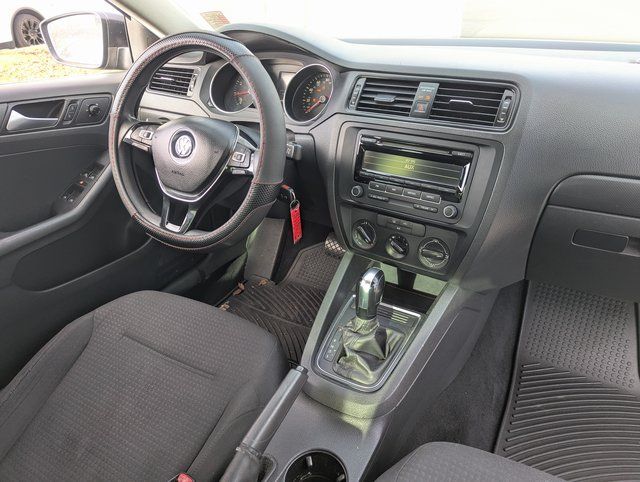 2015 Volkswagen Jetta S - Photo 28