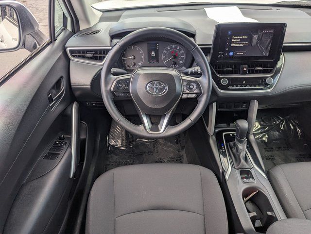 2024 Toyota Corolla Cross LE - Photo 25